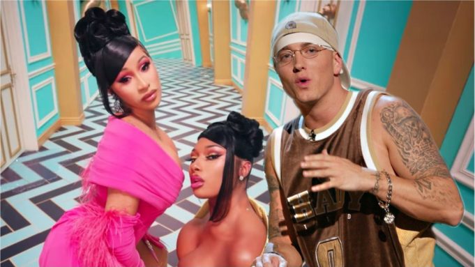Cardi B и Megan Thee Stallion готовы сразиться за самый популярный дебют на YouTube с Эминемом и 6ix9ine