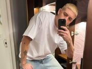 G-Eazy-as-slim-shady-for-halloween-23